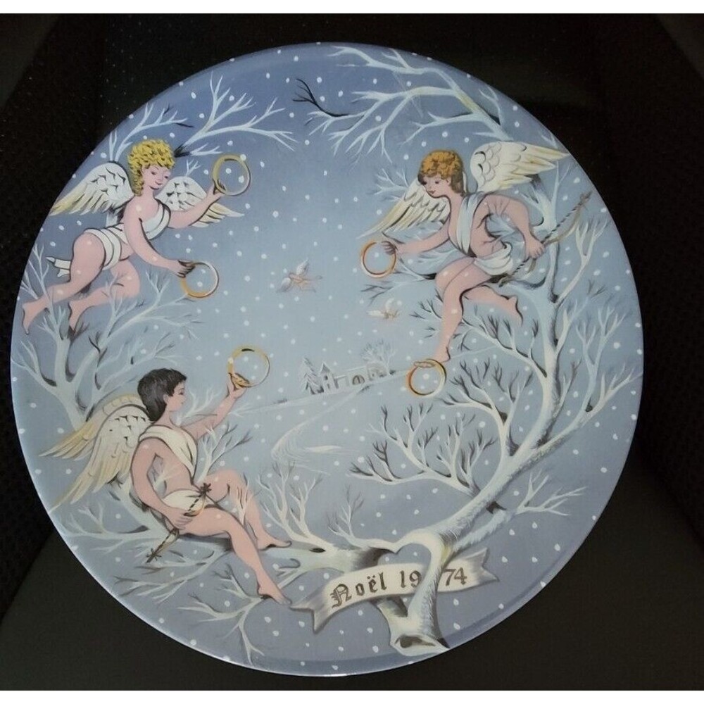 Haviland Limoges Christmas Noel 1974 plate #5 - Five Gold Rings